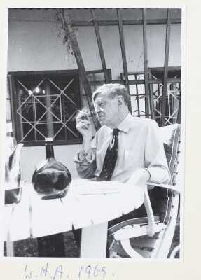 Photograph [Stella Musulin] of W. H. Auden 1969-05-28